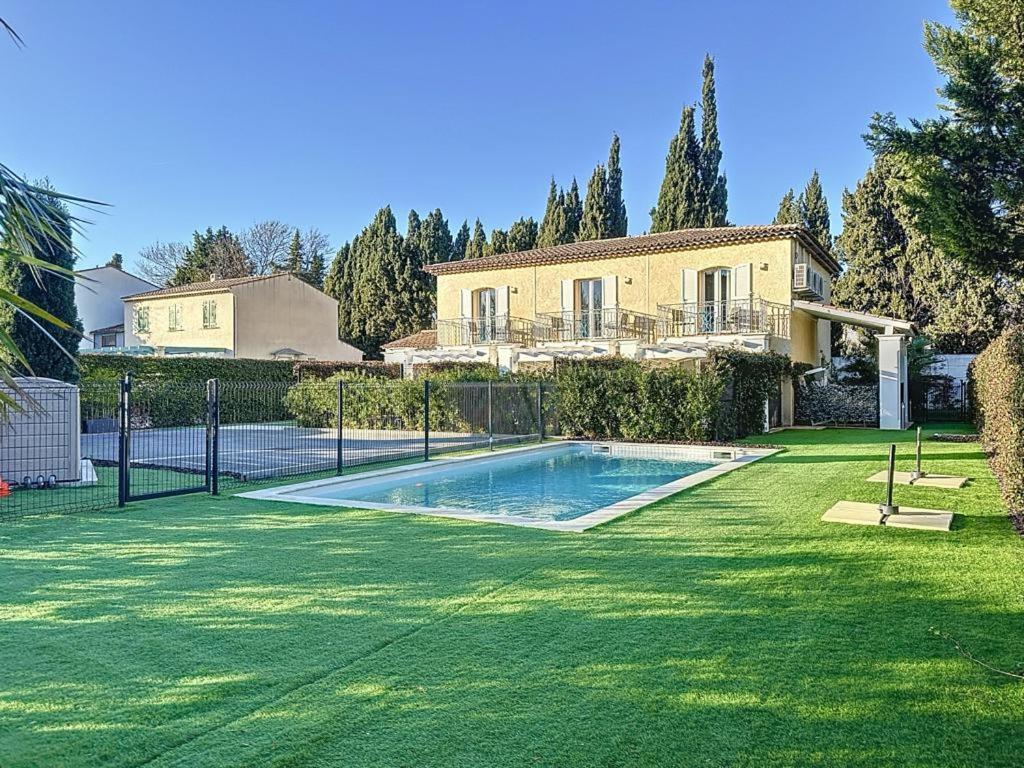 Le Clos De Saint Aygulf Exterior foto